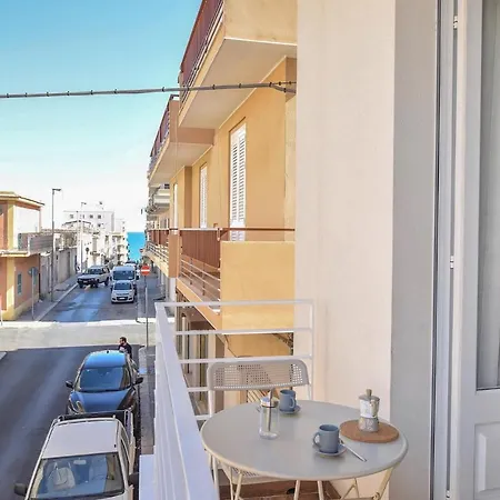 Apartment 1 Bedroom In *